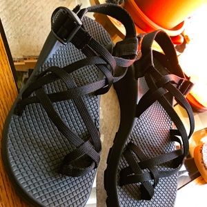 ⭐️Basically new Chaco sandals size 6 Wide ⭐️
